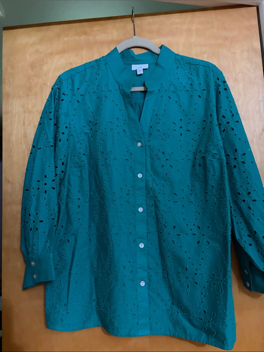J.Jill Women's Green Eyelet Button-Up Top